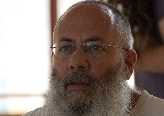 "כשבן אדם צומח מתוך עצמו, רוב הבעיות לא קיימות"